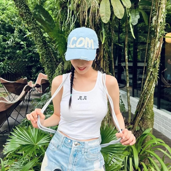 5 bí quyết giữ dáng thon gọn của Seohyun ở tuổi 34