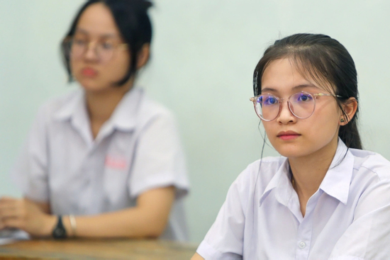 Đề thi môn Vật lý thi tốt nghiệp THPT năm 2025