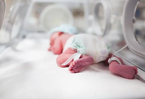 Người phụ nữ 28 tuổi sinh non vì uống thứ này mỗi sáng- Ảnh 1.