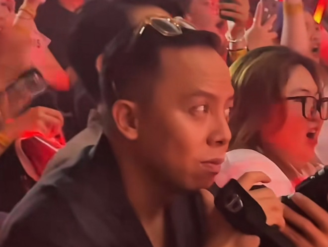 Tóc Tiên khiến fan lo lắng với loạt động thái bất thường