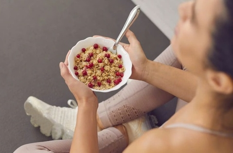 Ăn gì để hỗ trợ quá trình tập yoga hiệu quả?