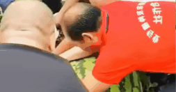 Lần thứ 5 trở thành 'Vua dưa hấu' nhờ thu được quả khủng gần trăm cân