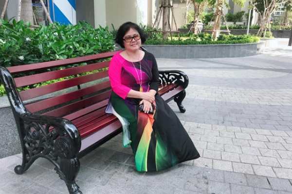 Mẹ ruột BTV Hoài Anh: Giảng viên trường đại học, tuổi hưu sống bình yên bên con cháu Thân thế mẹ ruột BTV Hoài Anh: Giảng viên trường Đại học, tuổi xế chiều sống kín tiếng - Ảnh 8.