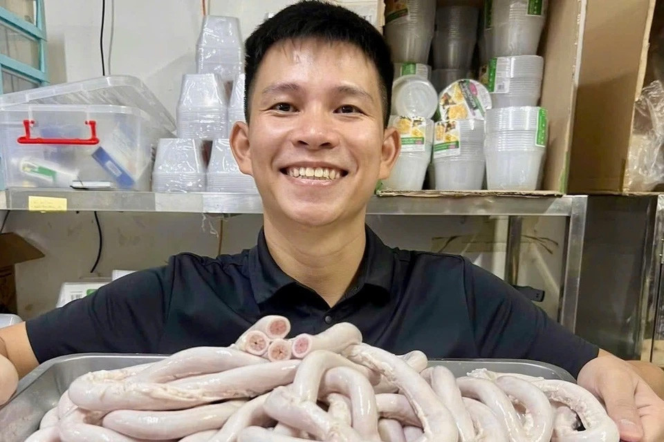 Quán Lòng Chát của Ngô Quyền Thế lại có chia sẻ gây tranh cãi sau khi bị xử phạt