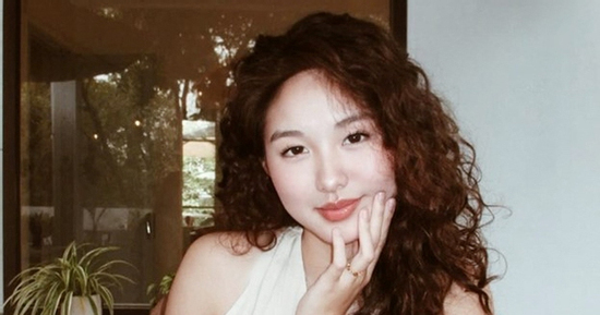 Con gái hoa khôi bóng chuyền Kim Huệ, tuổi 18 khiến dân mạng không thể rời mắt