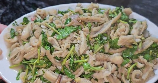 Dạ dày xào với loại rau này đảm bảo giòn ngon sần sật