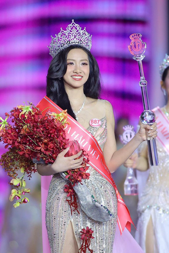 Lộ ảnh thời cấp 3 đen nhẻm của Hoa hậu Việt Nam 2025