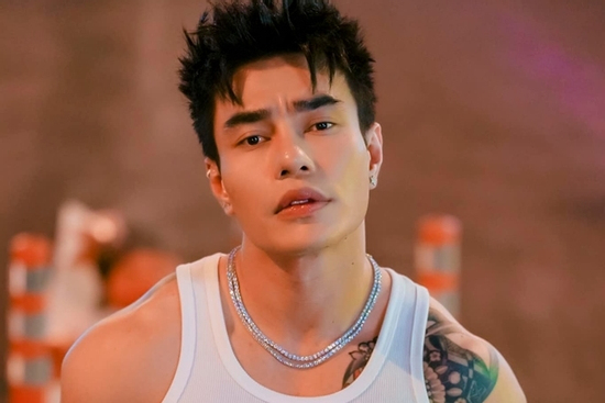Lê Dương Bảo Lâm tự bóc phốt: Ế show, không ai mời đi diễn