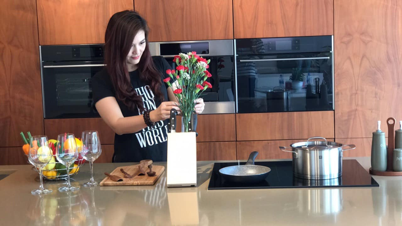 Nữ diễn viên nổi danh cách đây gần 30 năm nhờ 'Cảnh sát hình sự', tuổi U50 lại là doanh nhân, sống độc lập sau 2 cuộc hôn nhân- Ảnh 13.