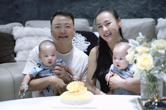 Phương Oanh tiết lộ thói quen 'bất di bất dịch' của gia đình vào cuối tuần, nhiều người khen: 'Em nuôi dạy con rất hay!'