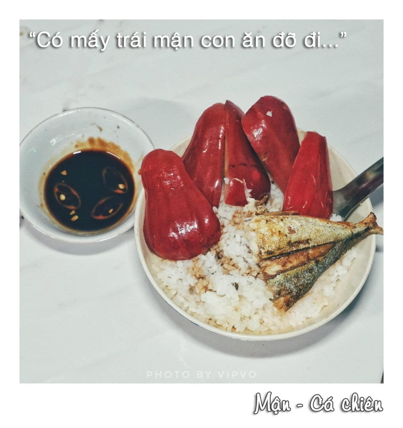 Chồng Việt kiều Canada của Hoa hậu Diễm Hương về Việt Nam đãi vợ ăn cơm với chuối - Ảnh 4.