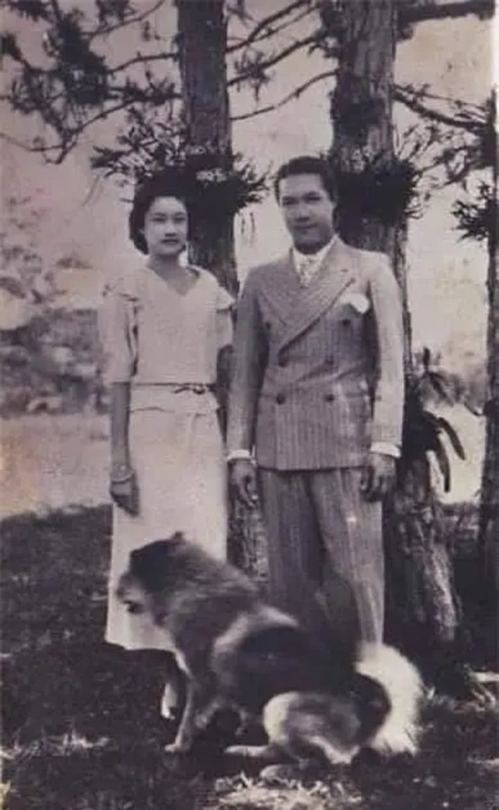 Tháng 8/1933 tại Đà Lạt, Nguyễn Hữu Thị Lan gặp gỡ Hoàng đế Bảo Đại lần đầu tiên khi bà mới 18 tuổi. Vua Bảo Đại lựa chọn bà làm Hoàng hậu không chỉ vì nhan sắc hơn người, mà bởi bà có trí tuệ, nền tảng gia giáo và tâm hồn vị tha.