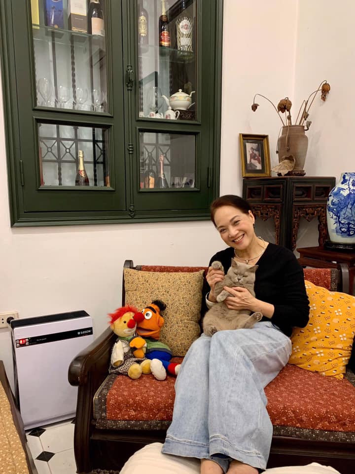 Nữ NSND từng đóng 'Săn bắt cướp' cùng Thương Tín ở tuổi hưu vẫn rất trẻ đẹp nhờ một điều giản dị- Ảnh 9.