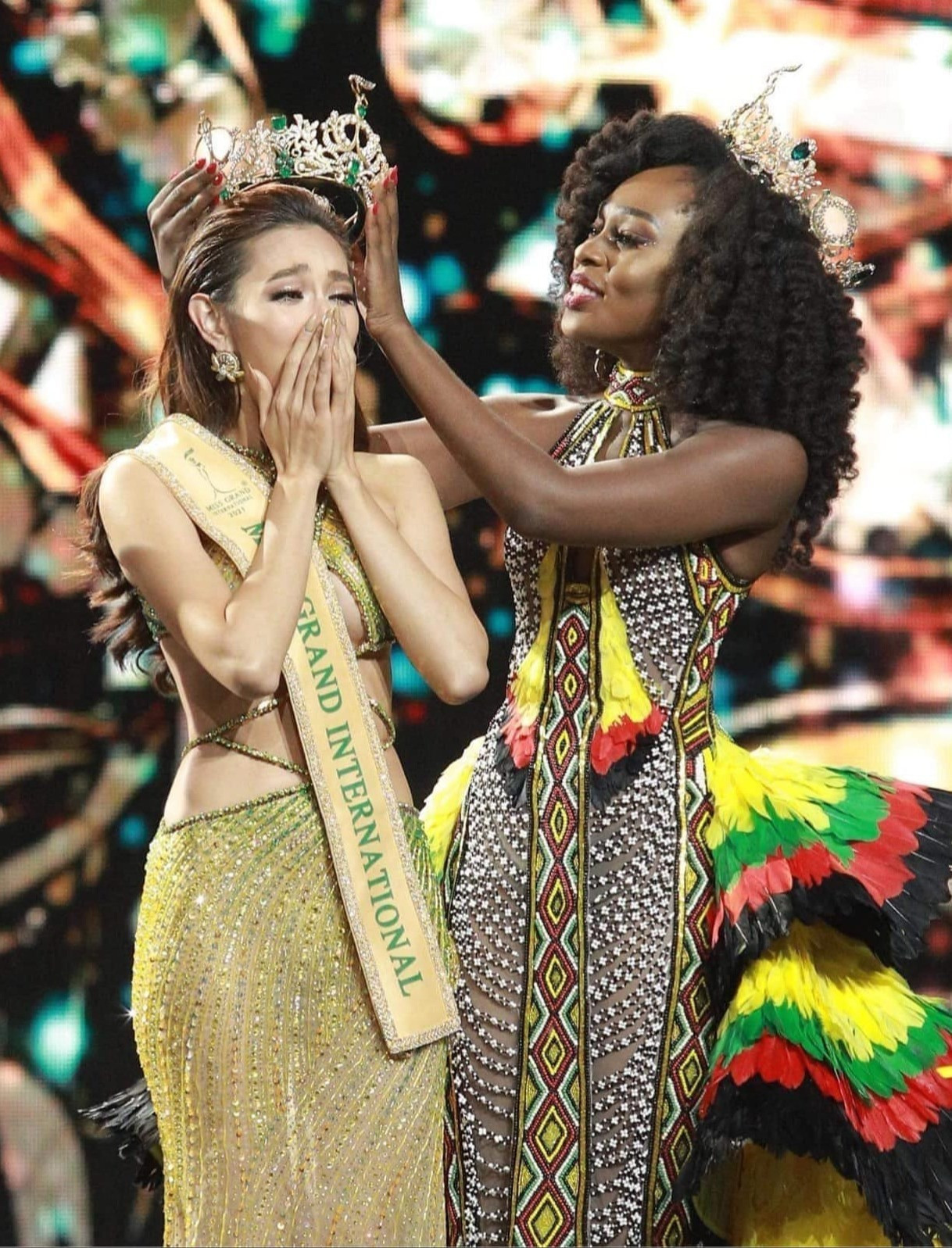 Rộ tin Hoa hậu Thanh Thủy được chọn thay thế sau khi Thùy Tiên bị nhãn hàng lớn phong sát