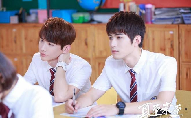 Sao Nam Số Khổ Nhất Showbiz: Tai Nạn Đến Nằm Liệt Giường, Đóng Phim Nào Cũng Bị Cấm Chiếu Sao Nam Số Khổ Nhất Showbiz Tai Nạn Đến Nằm Liệt Giường Đóng Phim Nào Cũng Bị Cấm Chiếu