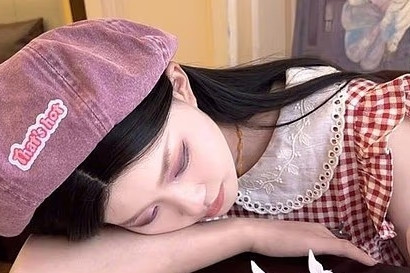 Nữ blogger nổi tiếng mất khi 25 tuổi, bác sĩ cảnh báo một món ăn quen thuộc