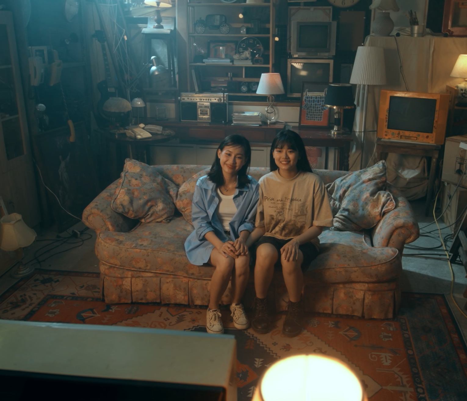 Khắc Việt Chính Thức 'Comeback', Tung Hit Mới Sau 5 Năm Vắng Bóng Làng Nhạc Việt 3.0.00_16_58_11.Still005 Copy.png