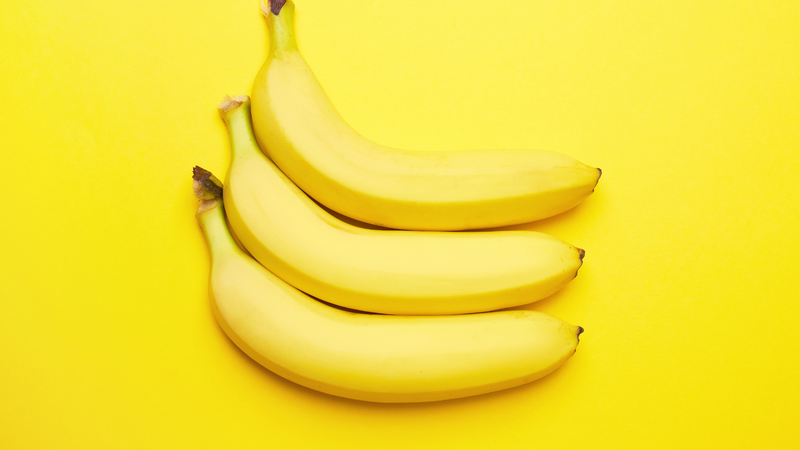 'Kiêng ăn chuối vì sợ trượt vỏ chuối' - Kiêng kỵ tai hại khiến các sĩ tử ăn thiếu chất, không đủ sức khỏe cho kỳ thi quan trọng - Ảnh 1.