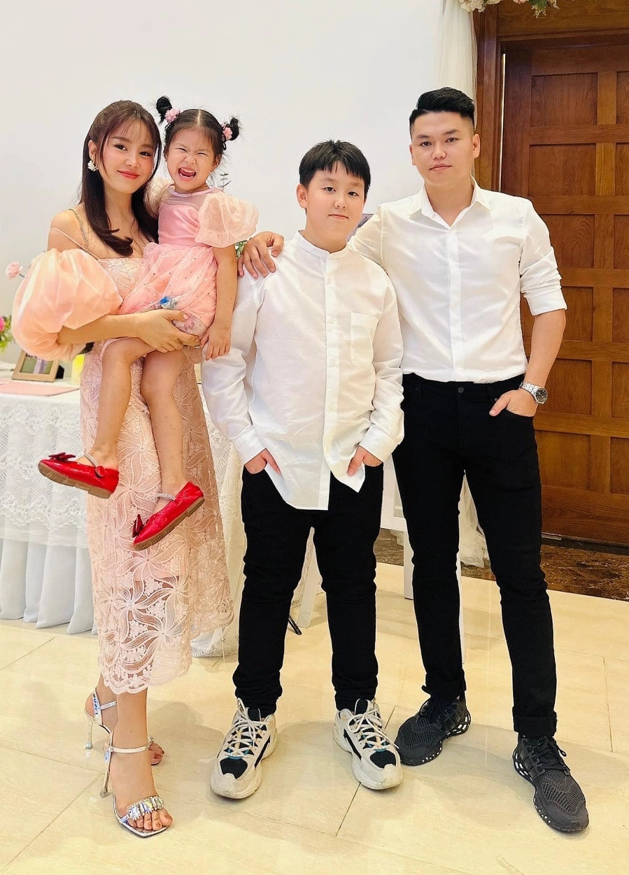 Lê Phương Nói Gì Trước Nghi Vấn Mang Thai Lần 3? Le Phuong.jpg