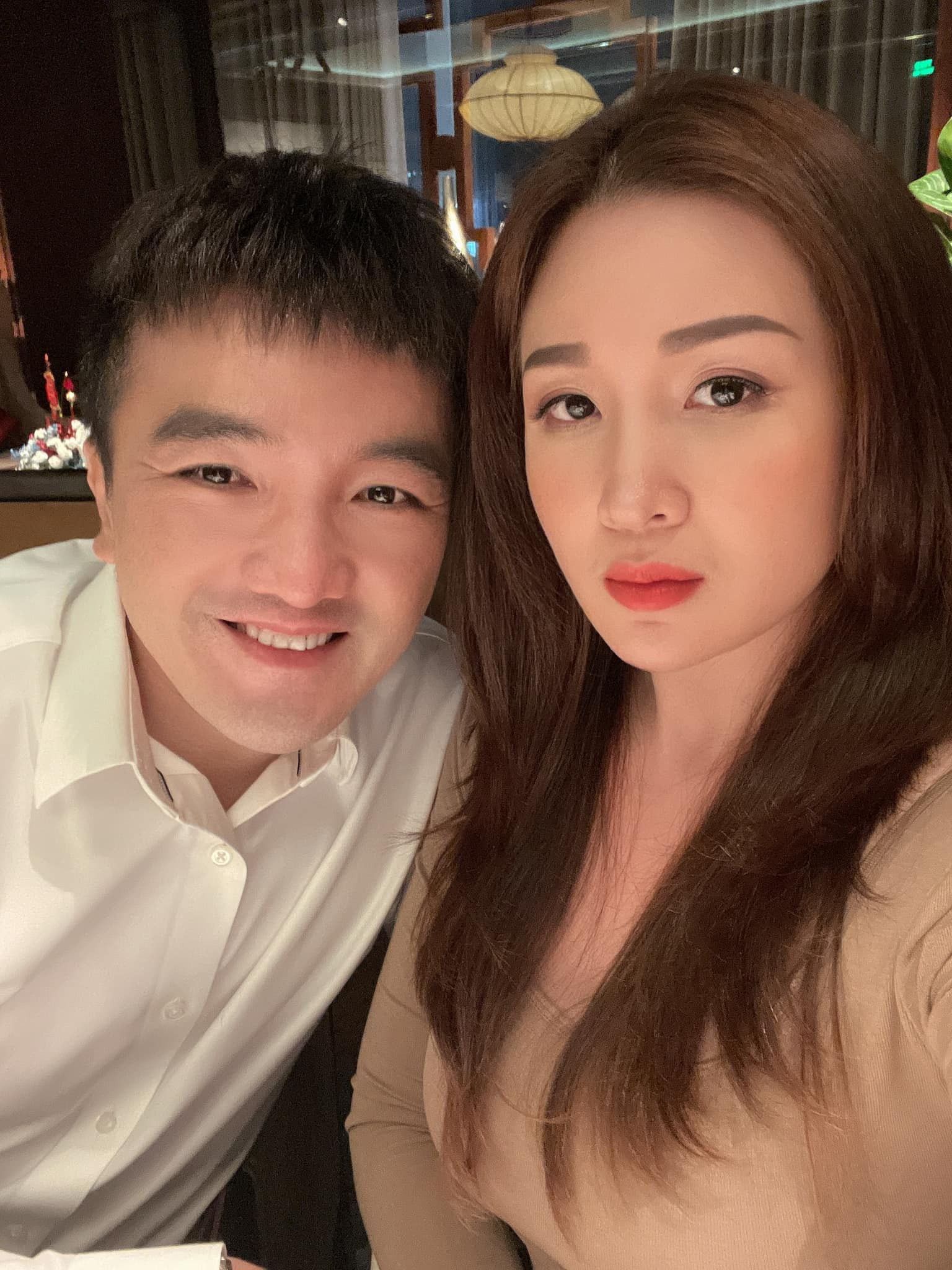 Nam Nghệ Sĩ Sở Hữu Nhà Mặt Tiền 6 Tầng 25 Tỷ Ở Quận Bình Tân, Có Con Riêng Với Fan, U50 Hướng Phật 48124597812031788245052736024977445795265806N