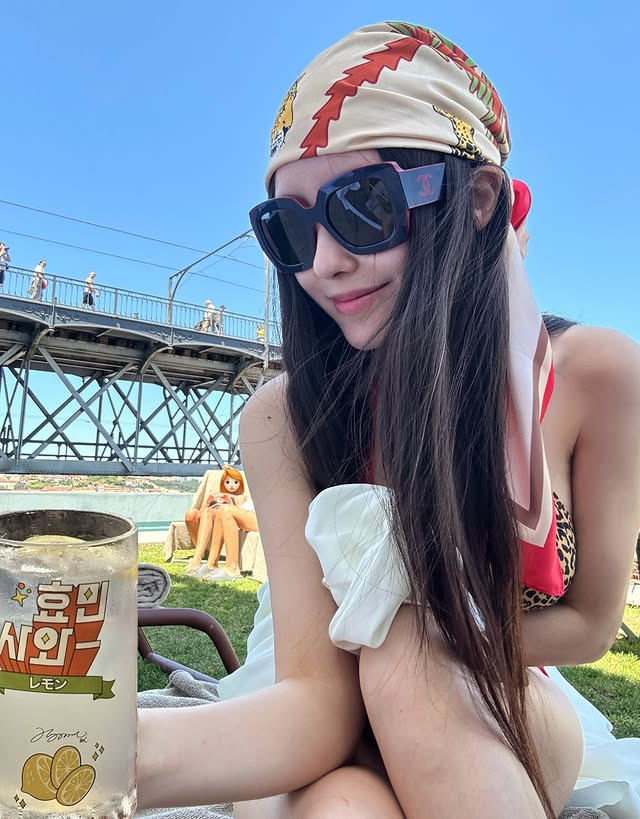 Hyomin (T-Ara) Xả Ảnh Bikini 'Đốt Mắt' Khán Giả: Idol U40 Mà 3 Vòng Sexy Cỡ Này! Hyominnn504480998185237318200118827082421435714244632N