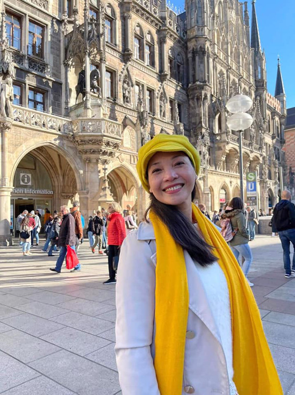 Nhan sắc NSƯT Lê Vi