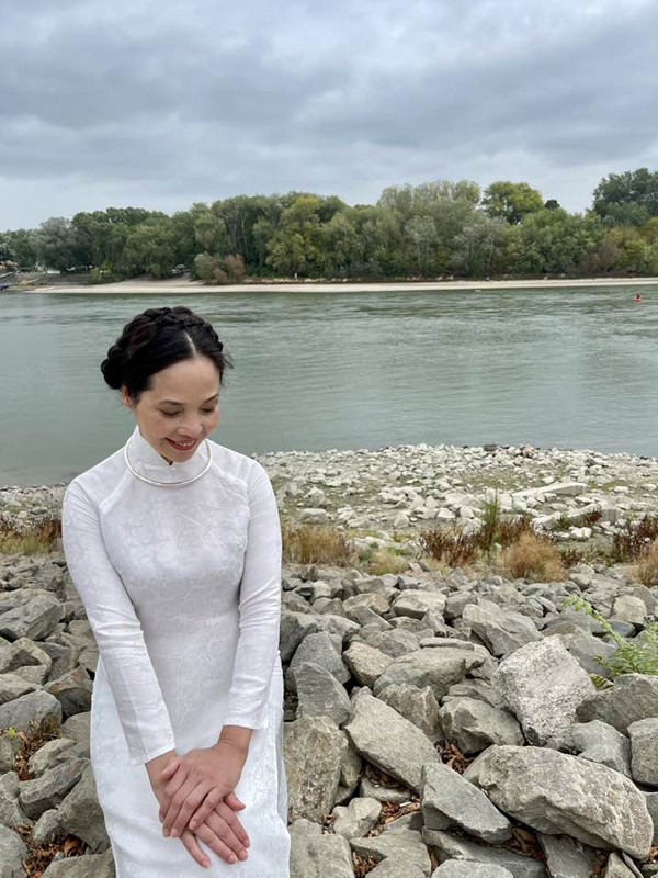 Nhan sắc NSƯT Lê Vi