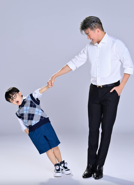 Hiếm hoi tiết lộ mối quan hệ của Đàm Vĩnh Hưng và vợ cũ hơn 17 tuổi sau 4 năm ly hôn - Ảnh 1