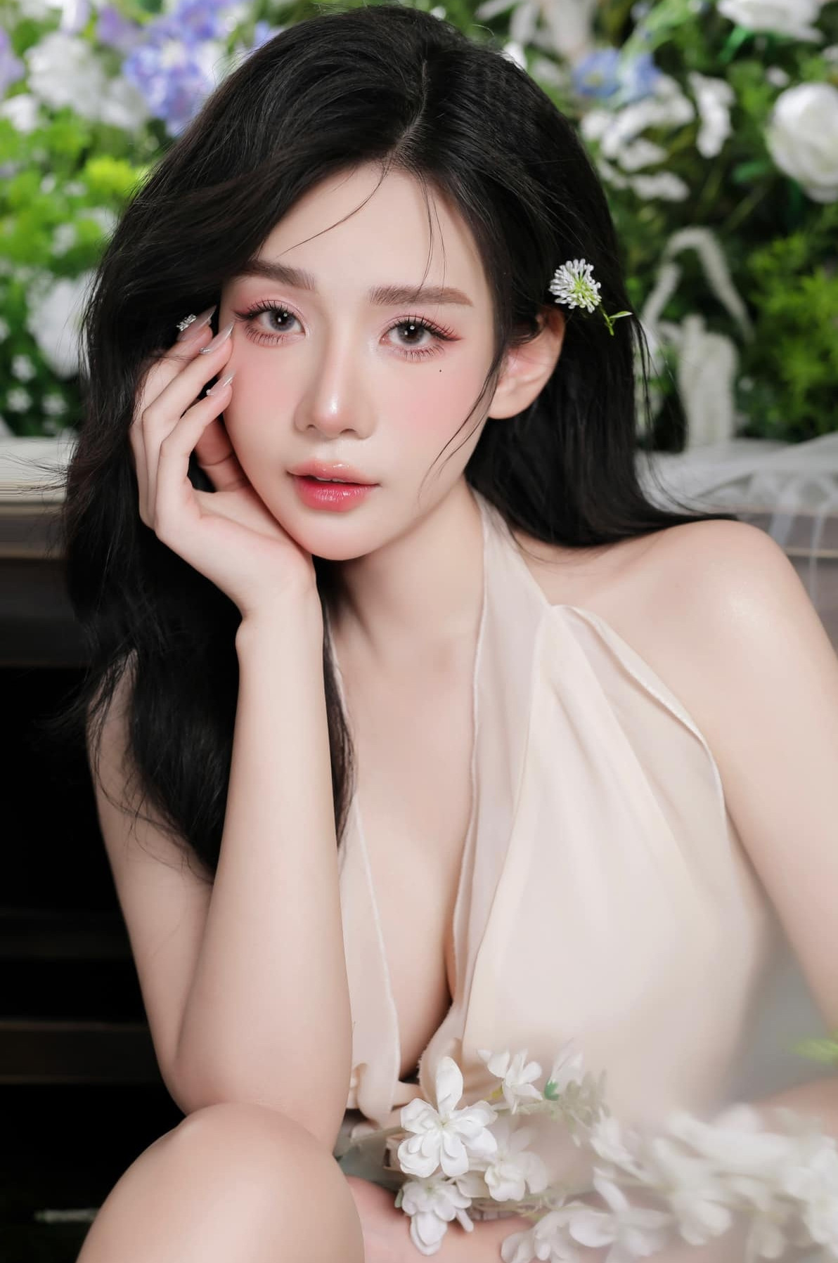 Streamer đình đám thông báo mang thai sau 4 tháng kết hôn bí mật với sao nam Vbiz