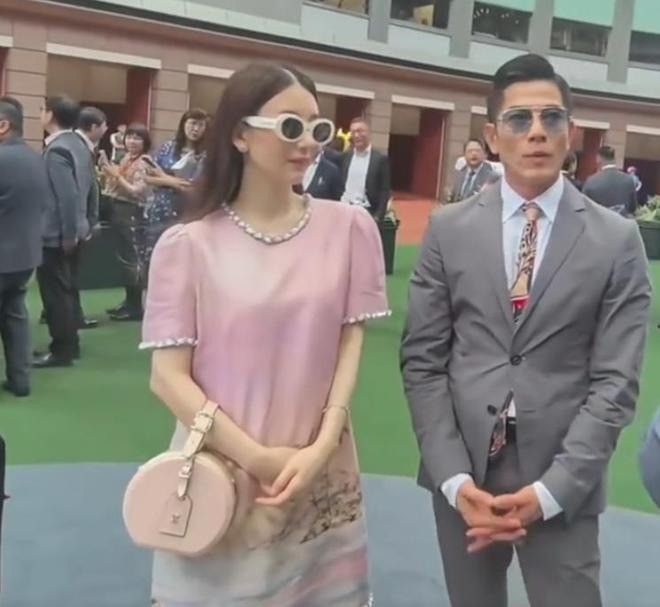 Thiên vương Quách Phú Thành lên chức cha ở tuổi 60