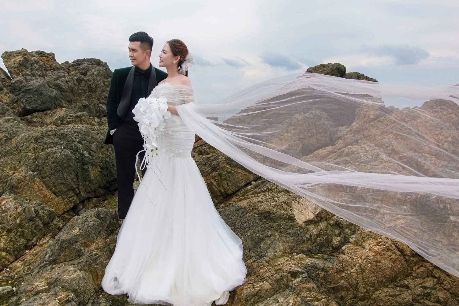 Bé An Đất phương Nam cưới lần hai Nhan sắc cô dâu ra sao