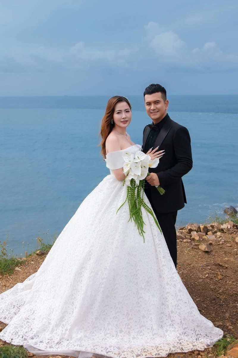 Bé An Đất phương Nam cưới lần hai Nhan sắc cô dâu ra sao