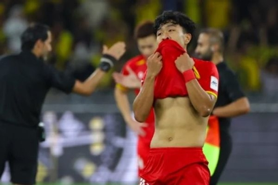 Chuyên gia: 'Tuyển Việt Nam có nhập tịch nữa cũng khó đuổi kịp tuyển Indonesia'