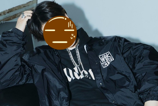 Nam ca sĩ bị tuyên án tù với tội danh 'hiếp dâm đặc biệt', lập tức bắt giữ tại tòa