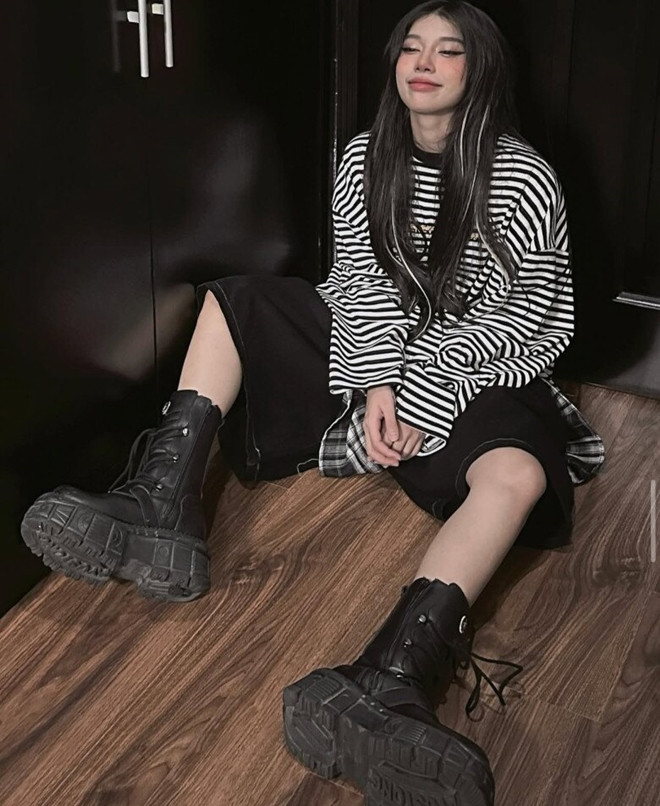 Tân binh 1999 LyHan gây bất ngờ tại Em xinh gu thời trang chất lừ