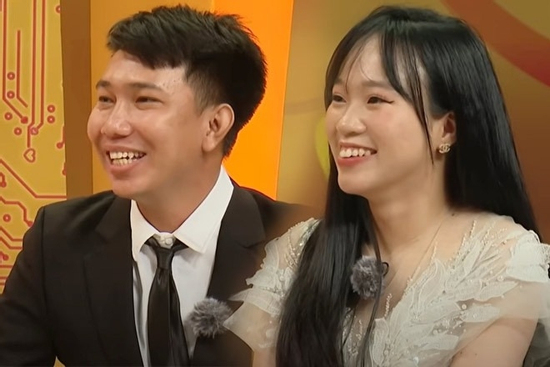 Cô gái trúng vé số khi mua online, một năm sau cưới luôn người bán