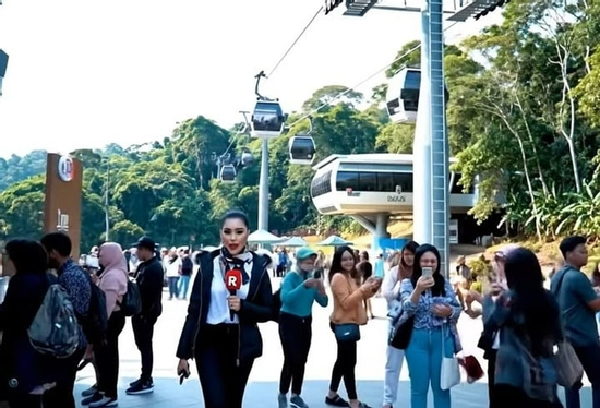 Đi du lịch theo video mà AI tạo ra, cặp đôi bị lừa tới địa điểm không có thật