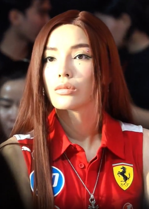 Hoa hậu Kỳ Duyên lộ mặt cứng đơ không thể nhận ra