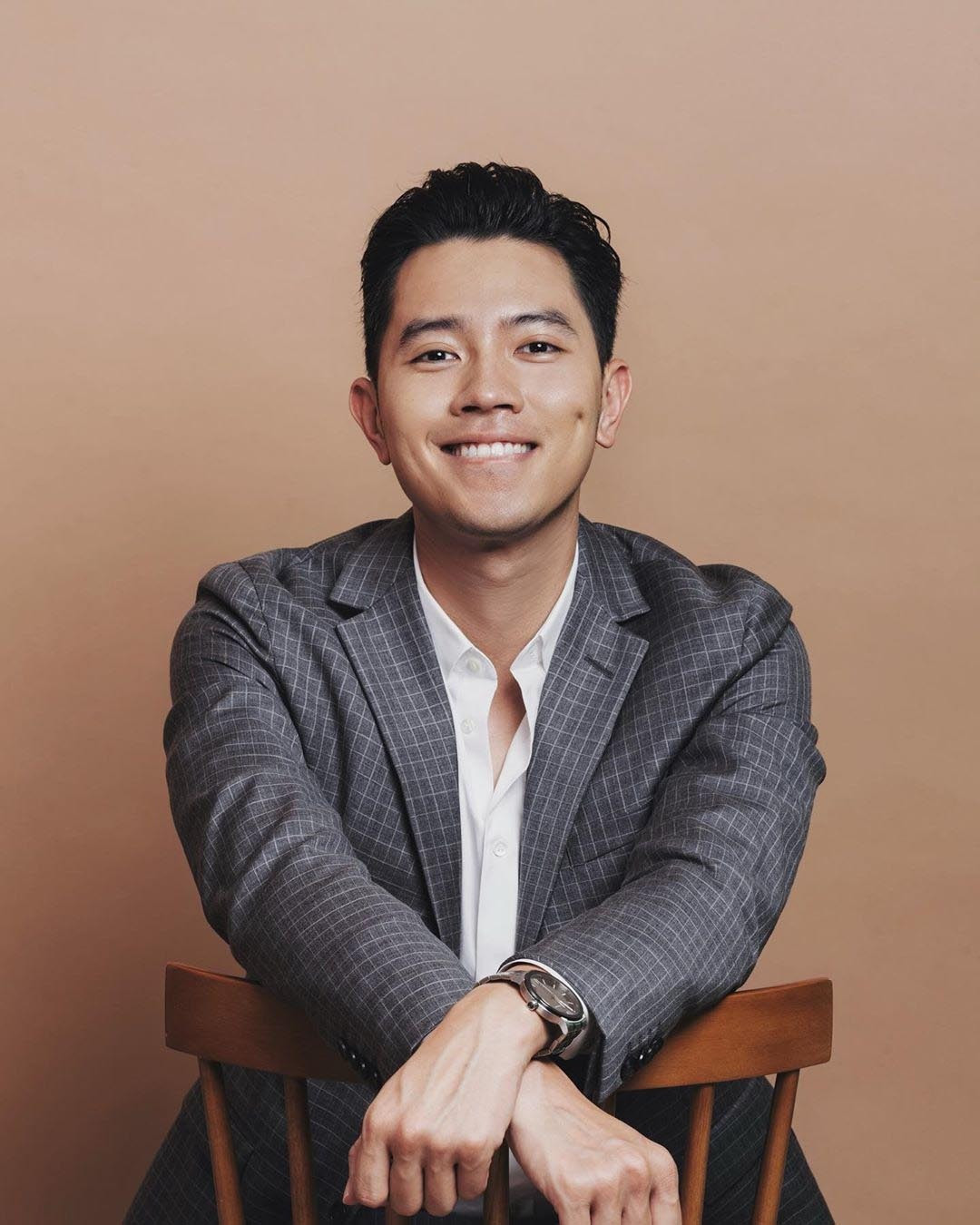 Lê Hà Trúc  cô vợ giàu có của cơ trưởng Nguyễn Quang Đạt đang gây ồn ào MXH là ai