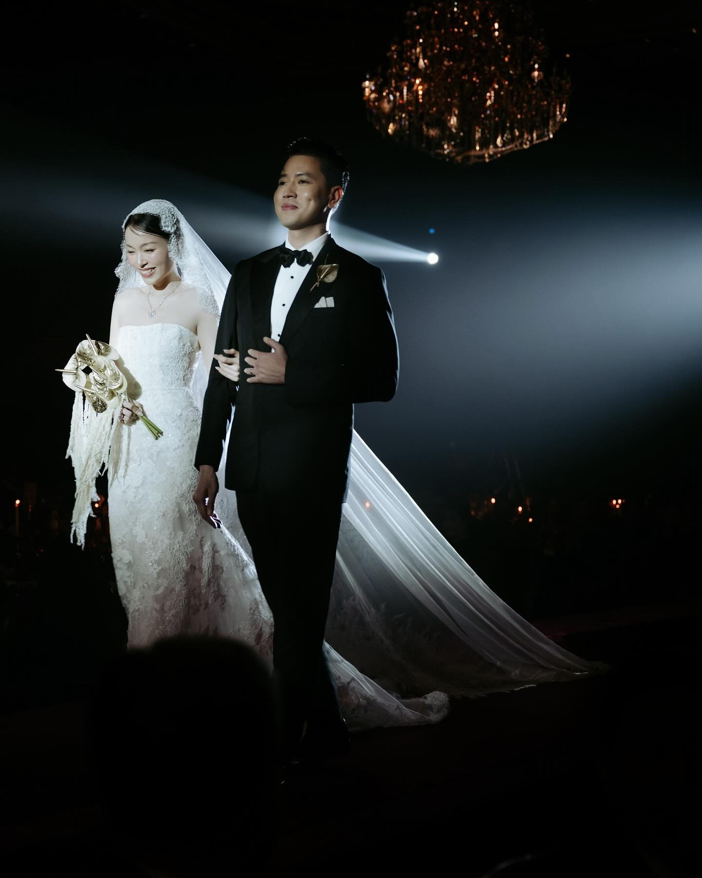 Lê Hà Trúc  cô vợ giàu có của cơ trưởng Nguyễn Quang Đạt đang gây ồn ào MXH là ai