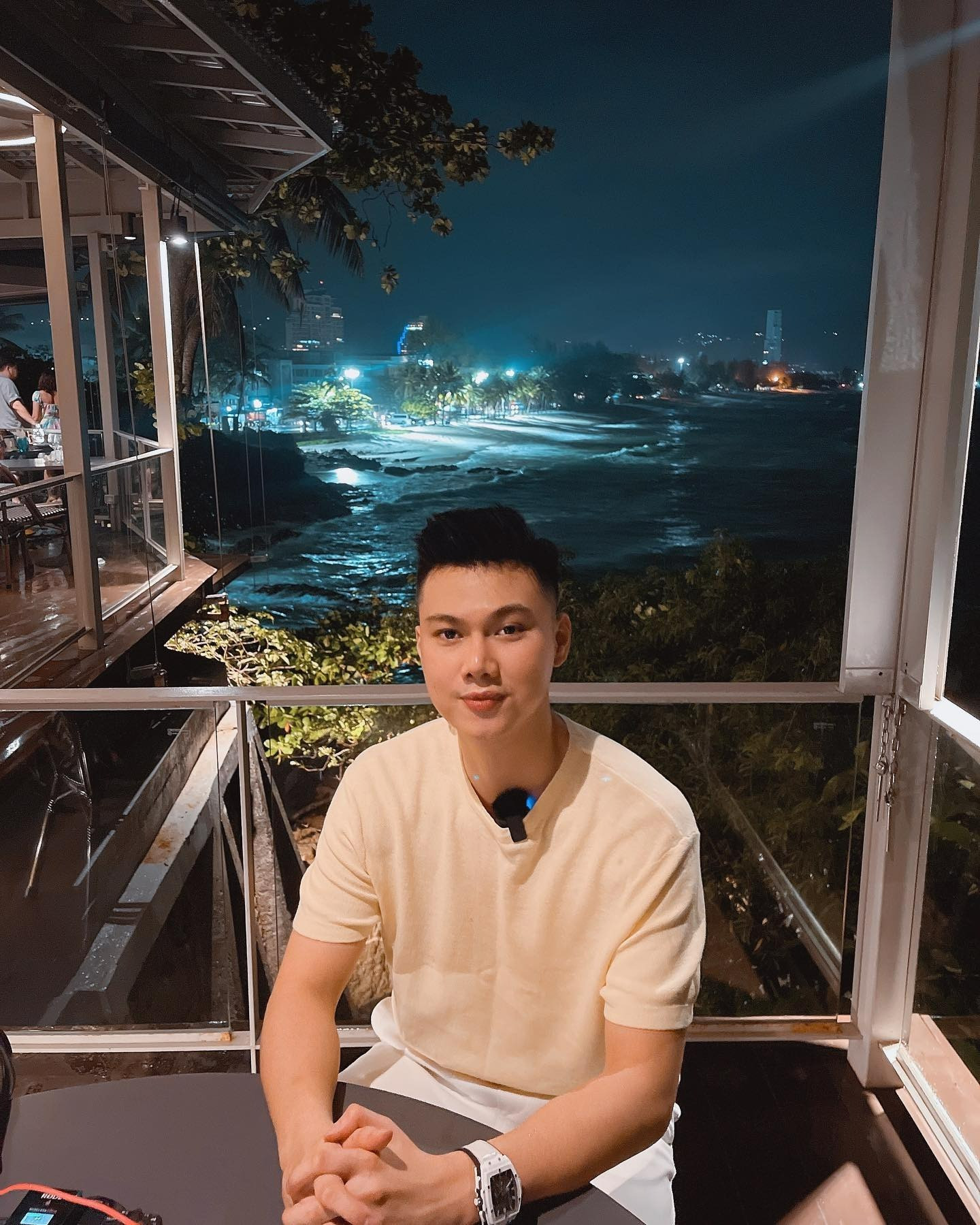 Giữa tin đồn sắp kết hôn Miu Lê bị soi ở biệt thự của bạn trai thiếu gia