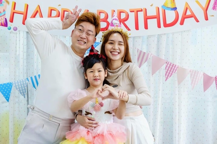 Nhạc sĩ nổi tiếng từng 2 lần mổ não, 5 năm sống như người thực vật giờ ra sao? - 4