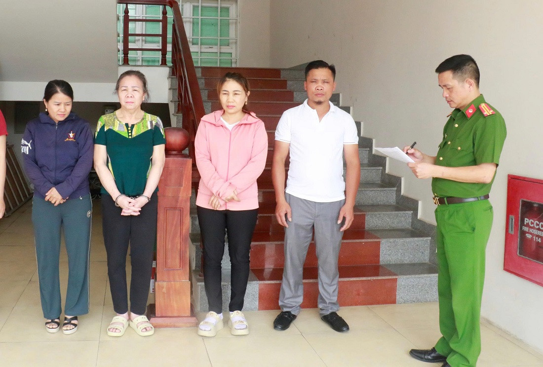 Quyết liệt triệt phá hàng giả, thực phẩm bẩn để bảo vệ người tiêu dùng- Ảnh 3.