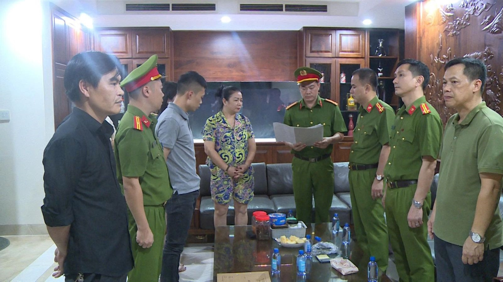 11hhhhhhhhhhhhhhhhhhhhhhhhhhhhhhhhhhhhhh 21825.jpg