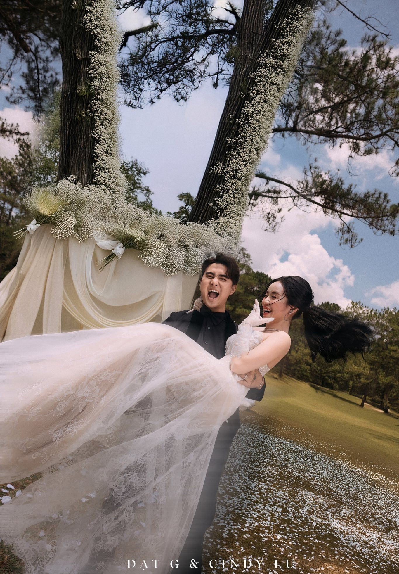 Đạt G hé lộ bộ ảnh cưới lung linh 2 con riêng của Cindy Lư cũng góp mặt