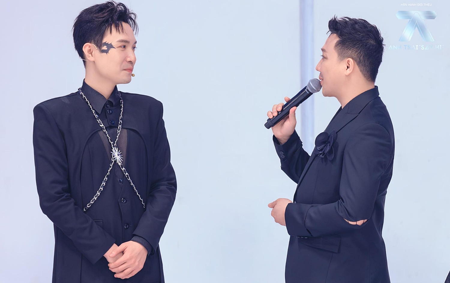 Phạm Anh Duy tung MV mới trước thềm đi concert ‘Anh trai say hi’ ở Mỹ