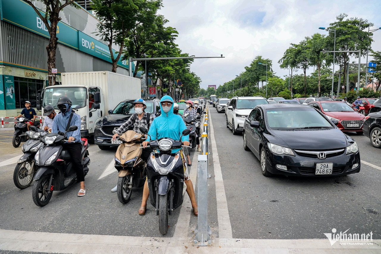 W-xe may. N. Huyen.jpeg