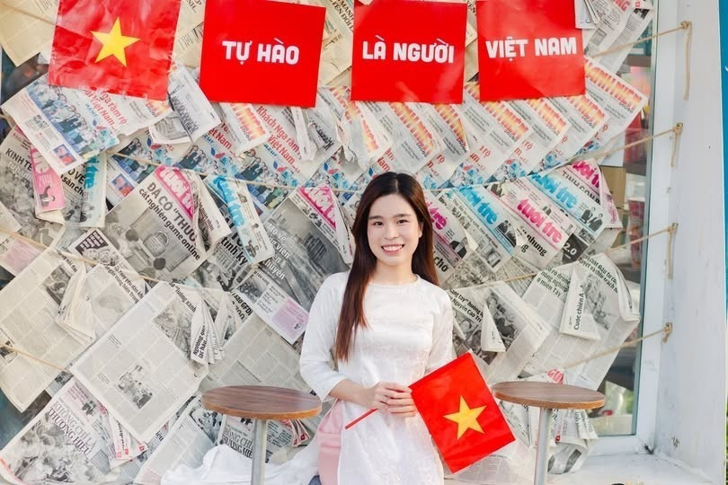 Phí Hạnh Nguyên giành học bổng 2,1 tỷ đồng của Đại học Oxford. Ảnh: Giáo dục & Thời đại