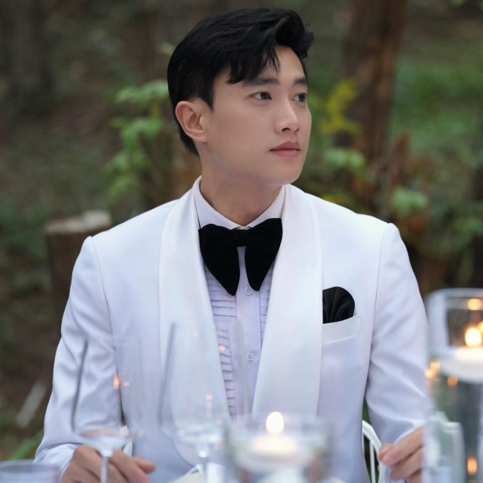 TiTi HKT ôm không rời Quốc Trường bà xã nói một câu chấn động