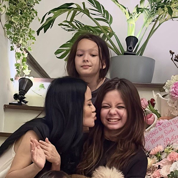 Diện mạo như soái ca ở tuổi 13 của con trai diva Hồng Nhung- Ảnh 8.